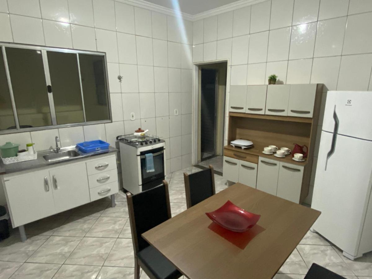 Ferienwohnung Apartamento Em Frente Basilica 1 Aparecida  Exterior foto